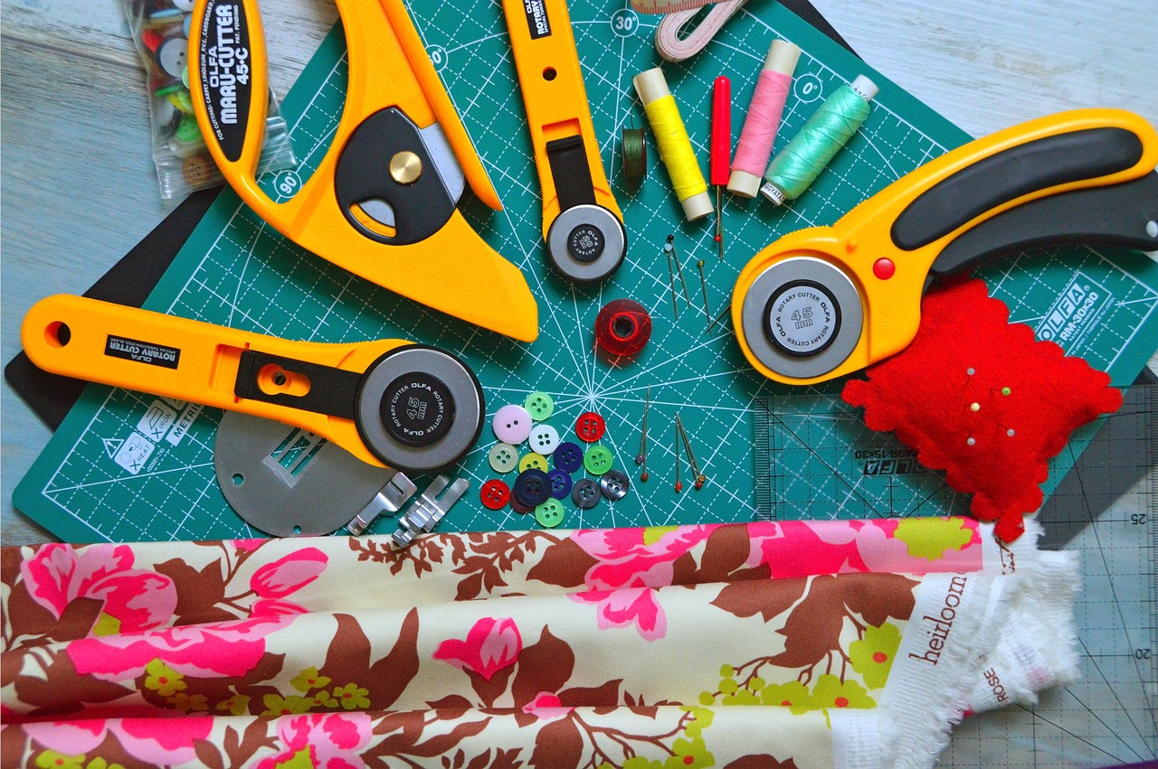How to Make a Patchwork Pillow: An Easy Tutorial